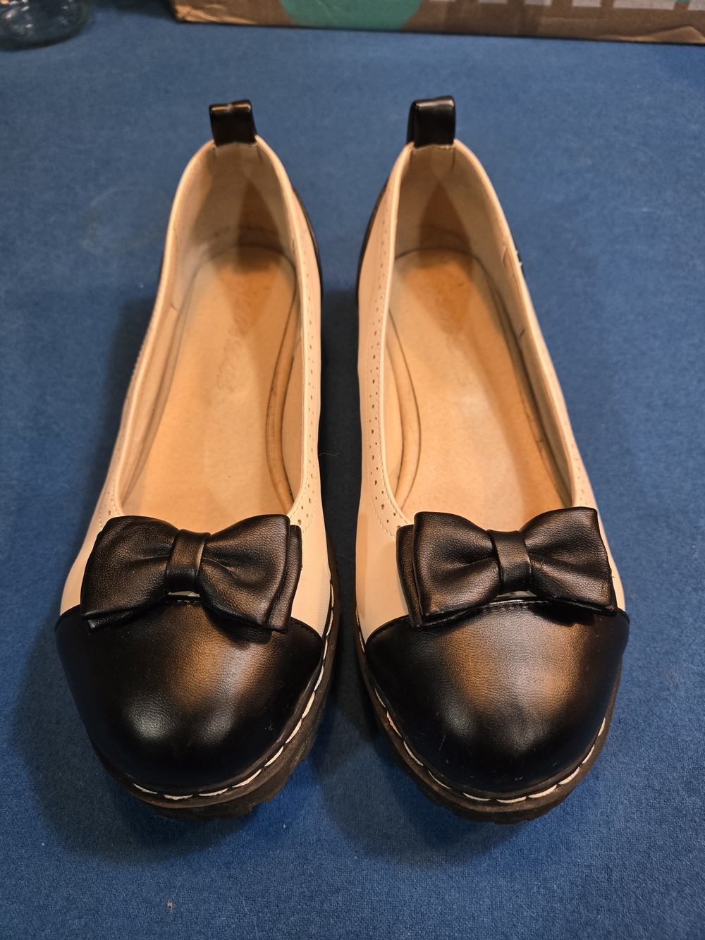 Pixie Cove Two-Tone Bow Cap-Toe Flats in Beige and Black - Women’s Dress Flats.